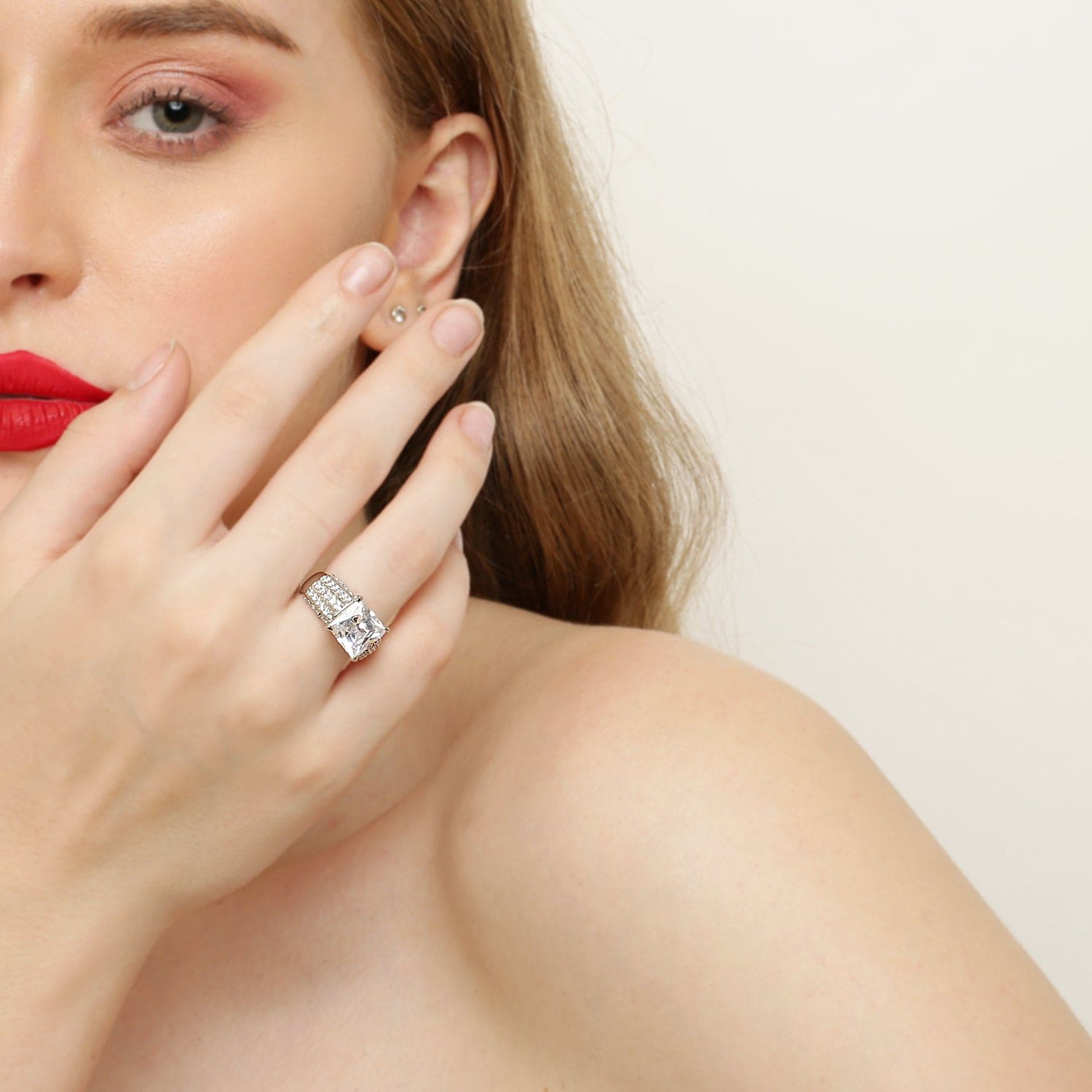 ROYAL PRINCESS CUT STATEMENT RING