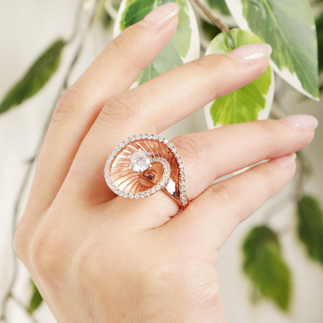 Endless Twirl 925 Sterling Silver Ring