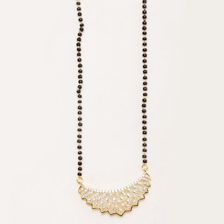 Serene Splendor Manglasutra