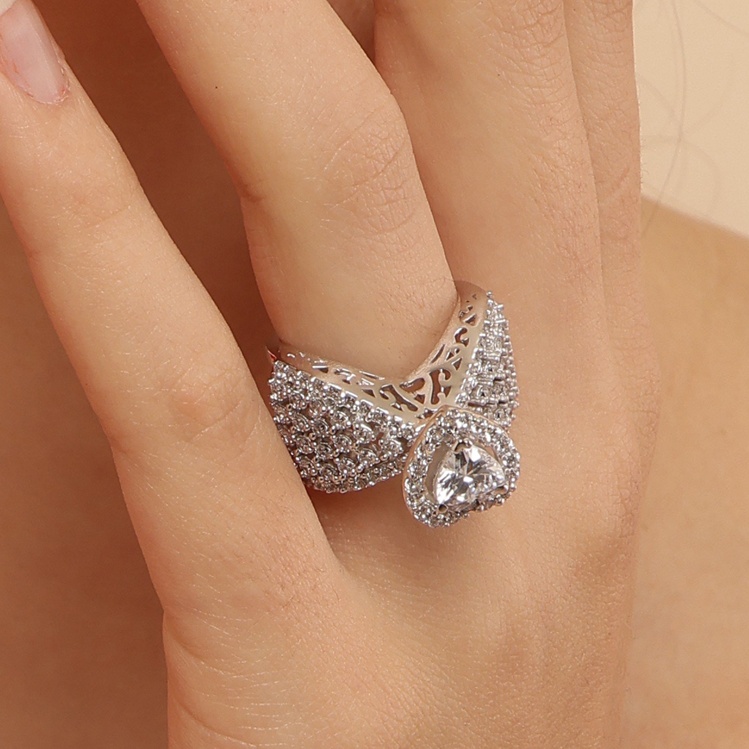 RAVISHING HEART 925 Sterling Silver SOLITIARE MOUNTED RING