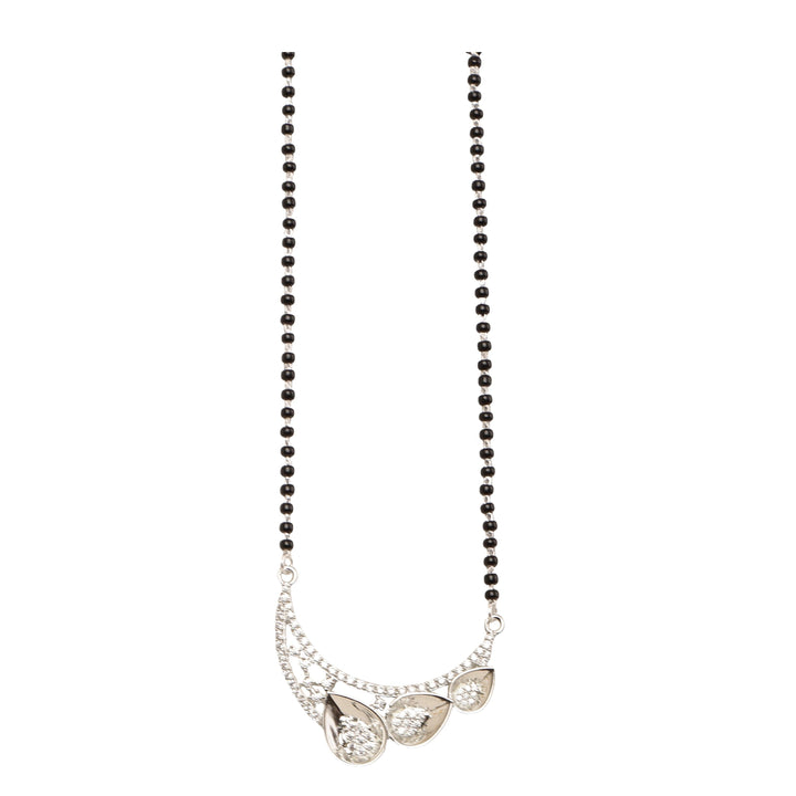 Tranquil Oasis Manglasutra