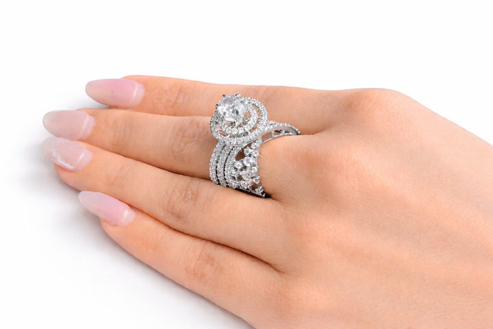     Dream Promise romantic ring in 925 sterling silver with CZ diamonds white finish
