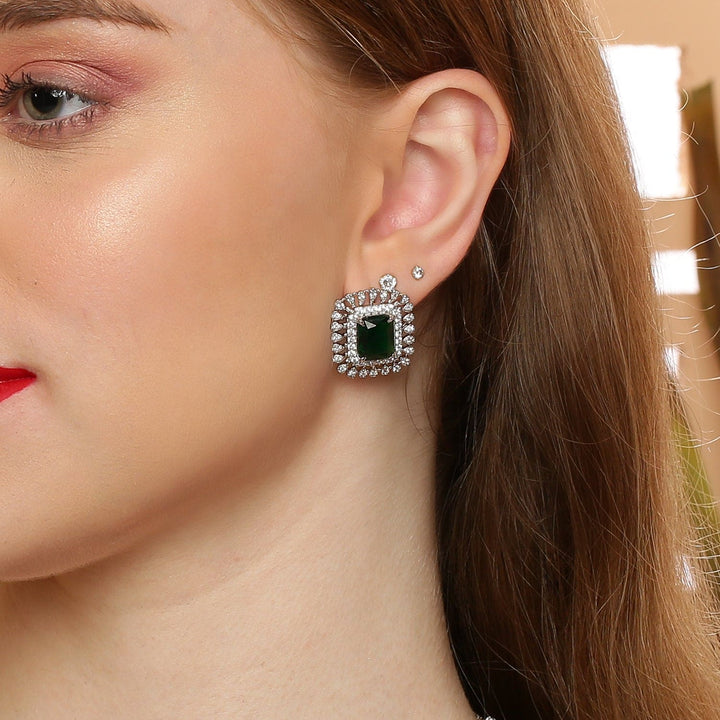 ENCHANTING EMERALD AND BLUE SAPPHIRE EARRING