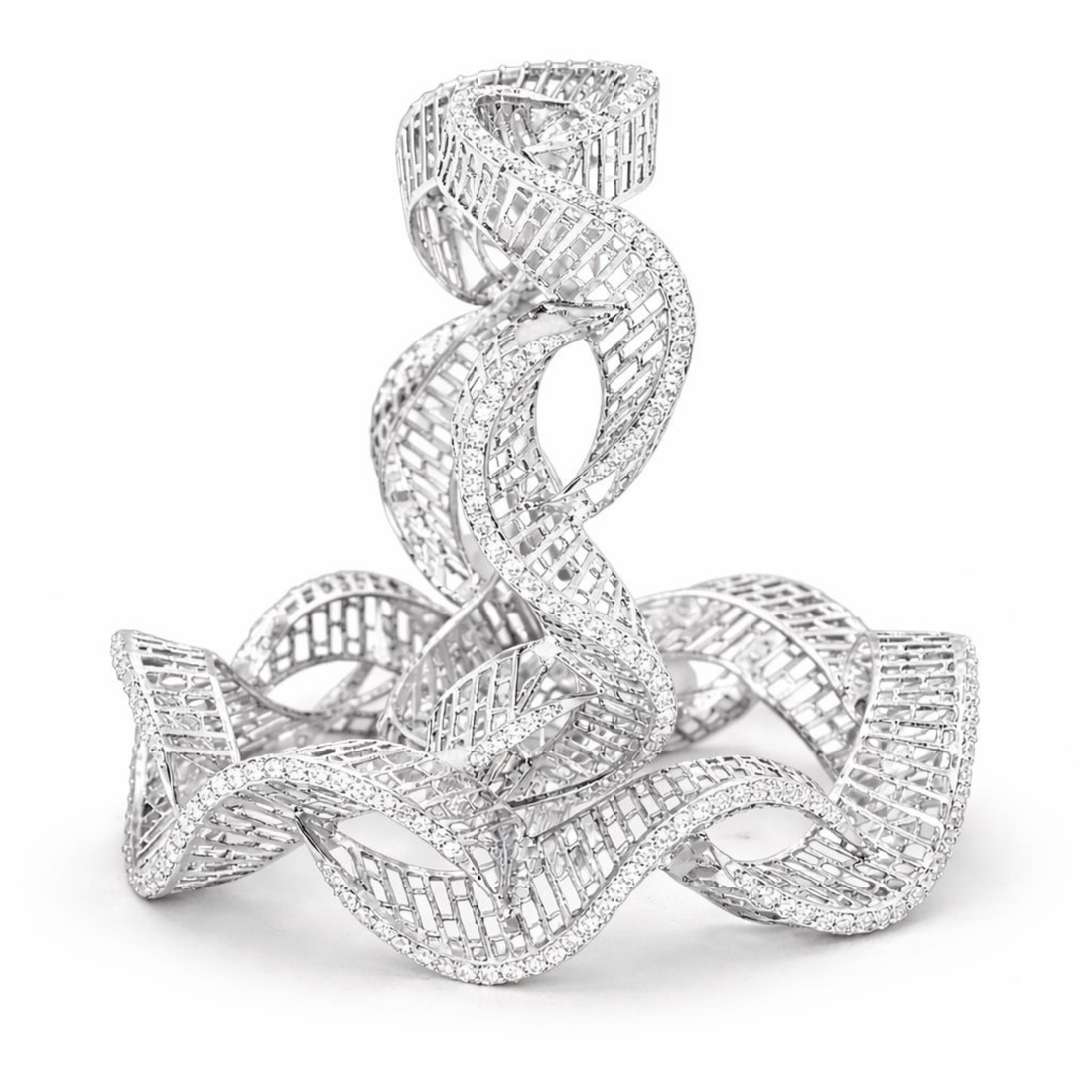 Twisted Majesty 925 Sterling Silver Bangle