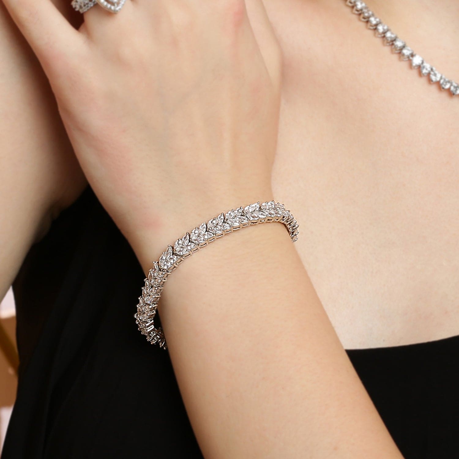 Aura Marquise 925 sterling silver bracelet front view