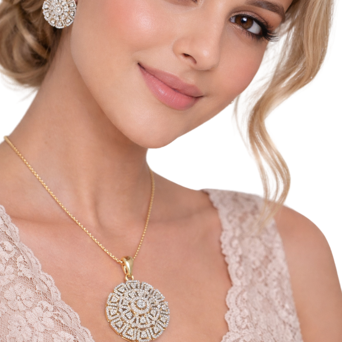 Aurelia Luxe Round Diamond-Style sterling silver pendant set close-up detail