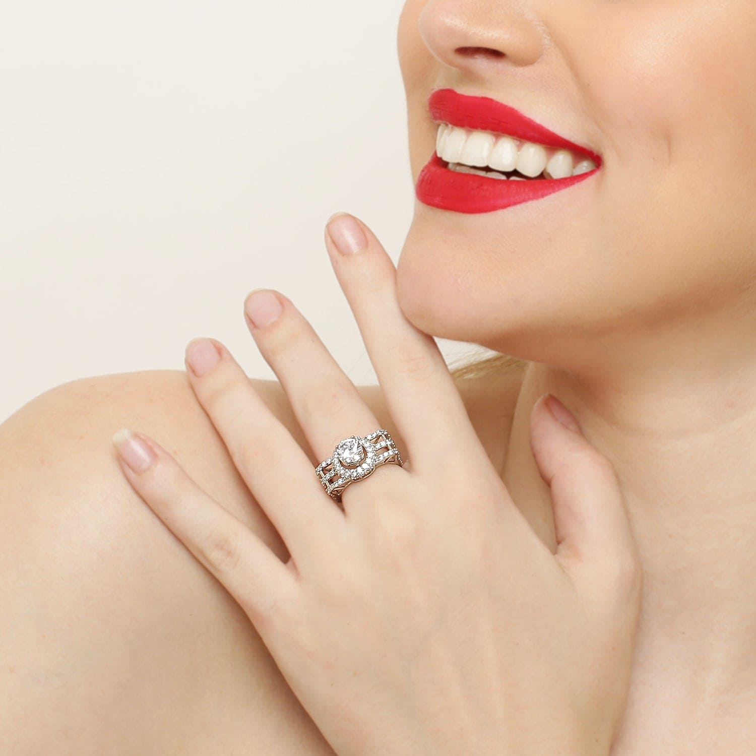 Blushing sterling silver ring close-up detail