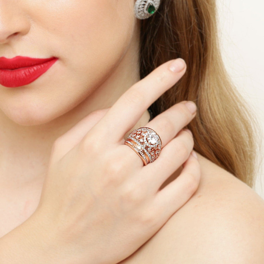 Bonded Baguette sterling silver ring close-up detail