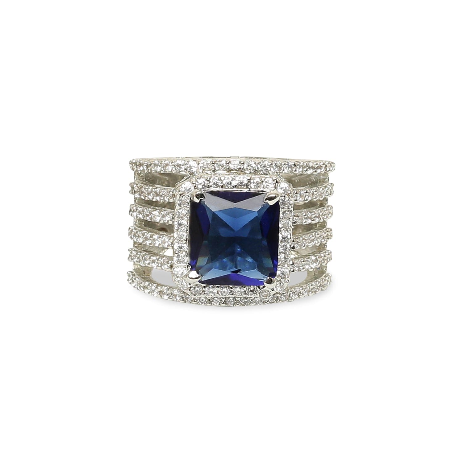 Bonny Cushion Cut sterling silver ring close-up detail