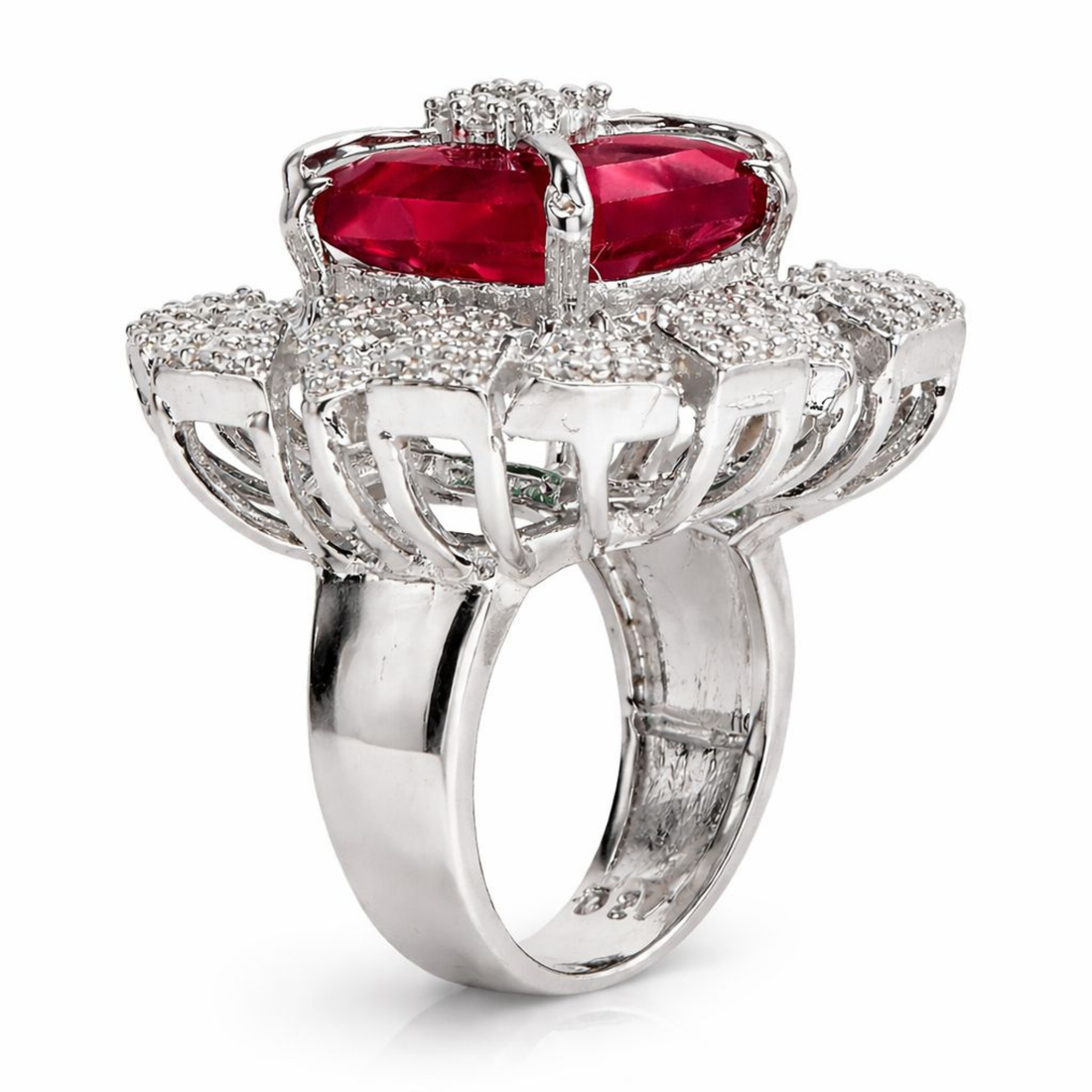 Breathtaking Emerald cocktail sterling silver ring alternate view