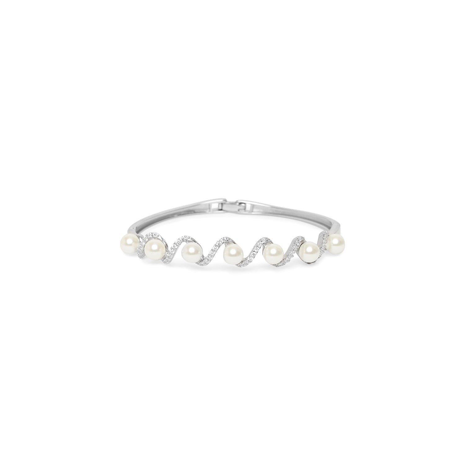 Divine Pearl 925 sterling silver bracelet front view