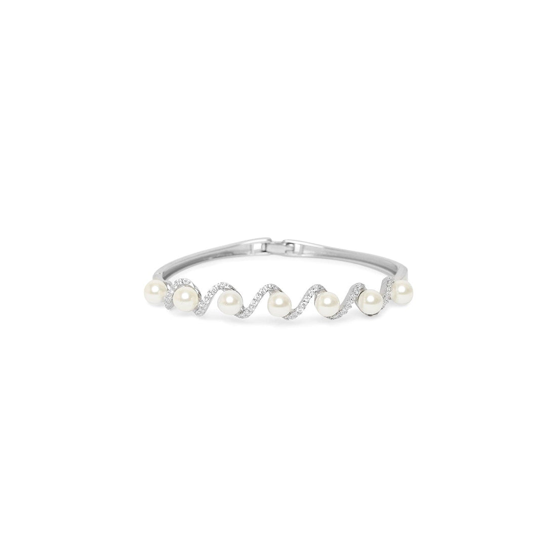 Divine Pearl 925 sterling silver bracelet front view