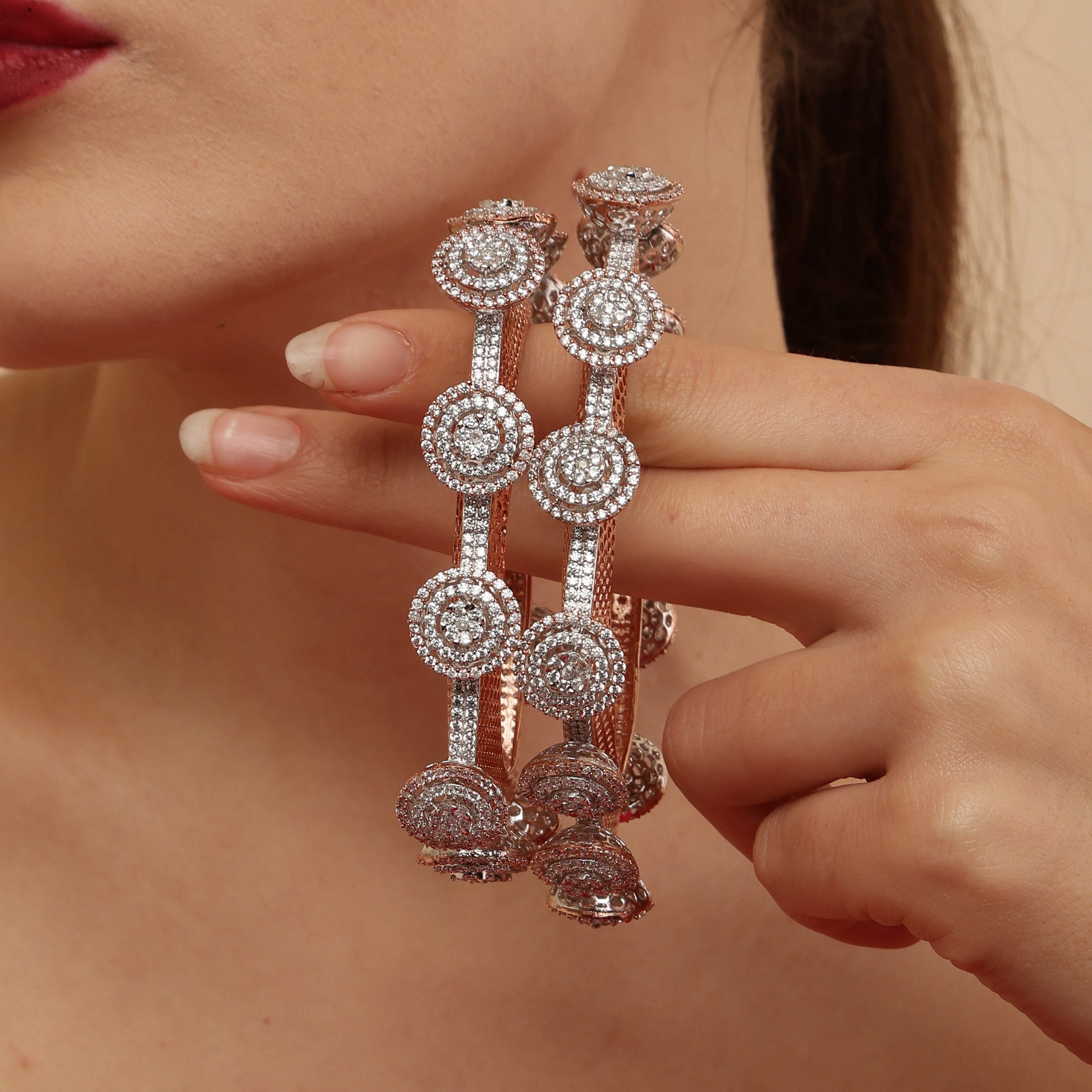 Elegant Maharani 925 sterling silver Pachelis alternate angle view
