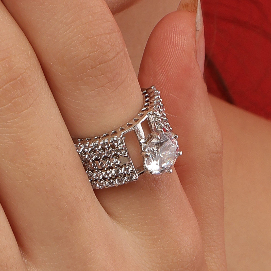 Ethereal Echo solitaire sterling silver ring close-up detail
