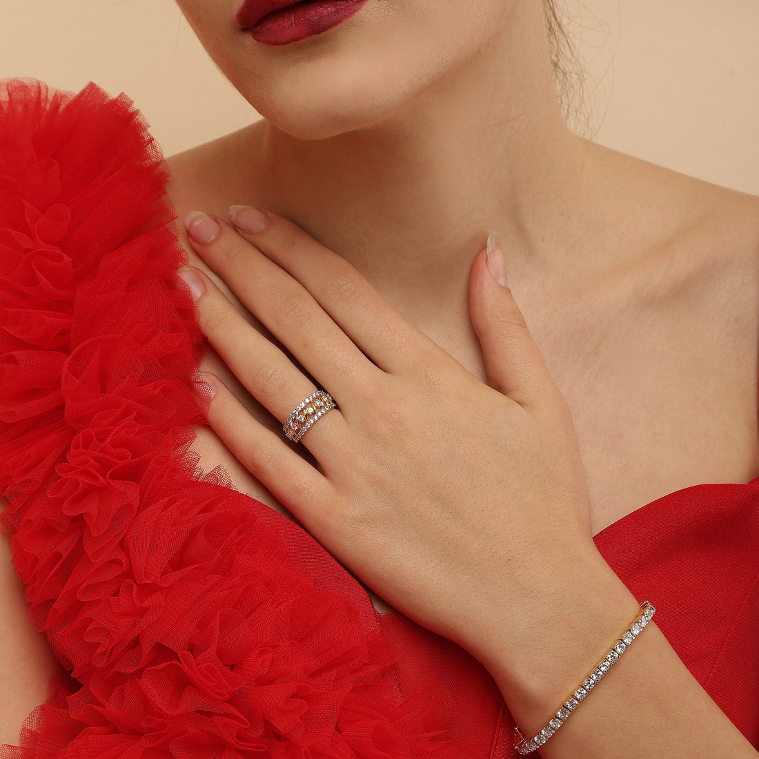 Exclusive gold plated sterling silver band close-up detail