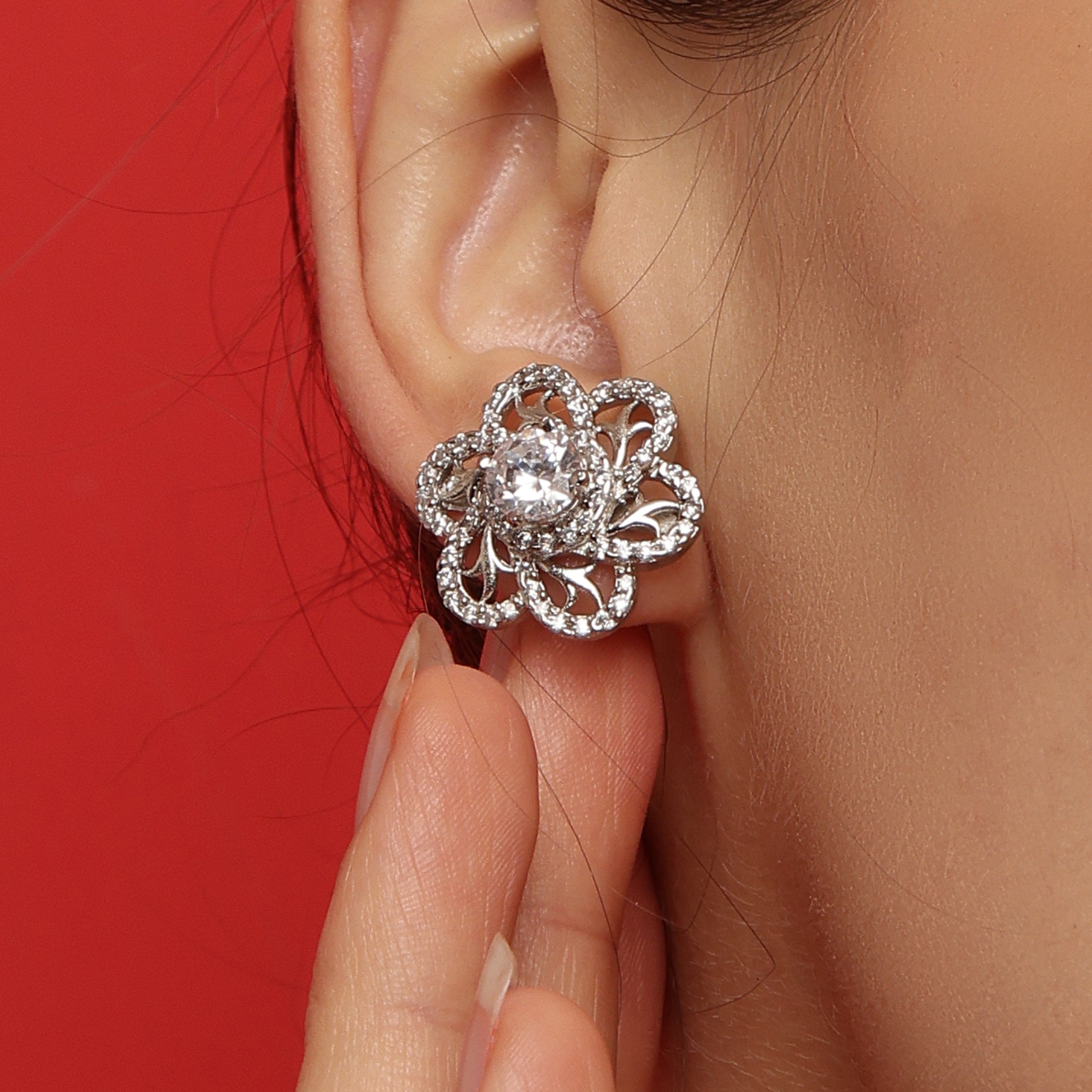 Floral Elegance sterling silver pendant set close-up floral detail