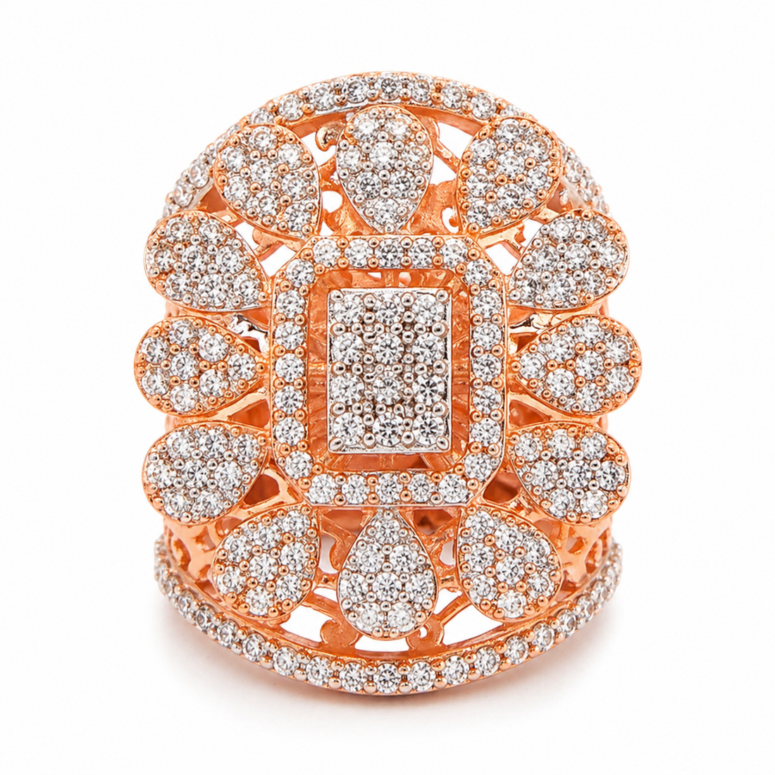 Glamourous Legacy 925 sterling silver ring lifestyle shot