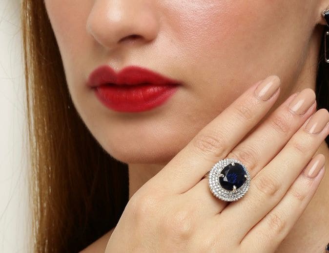 Gleaming Blue Sapphire sterling silver ring close-up detail
