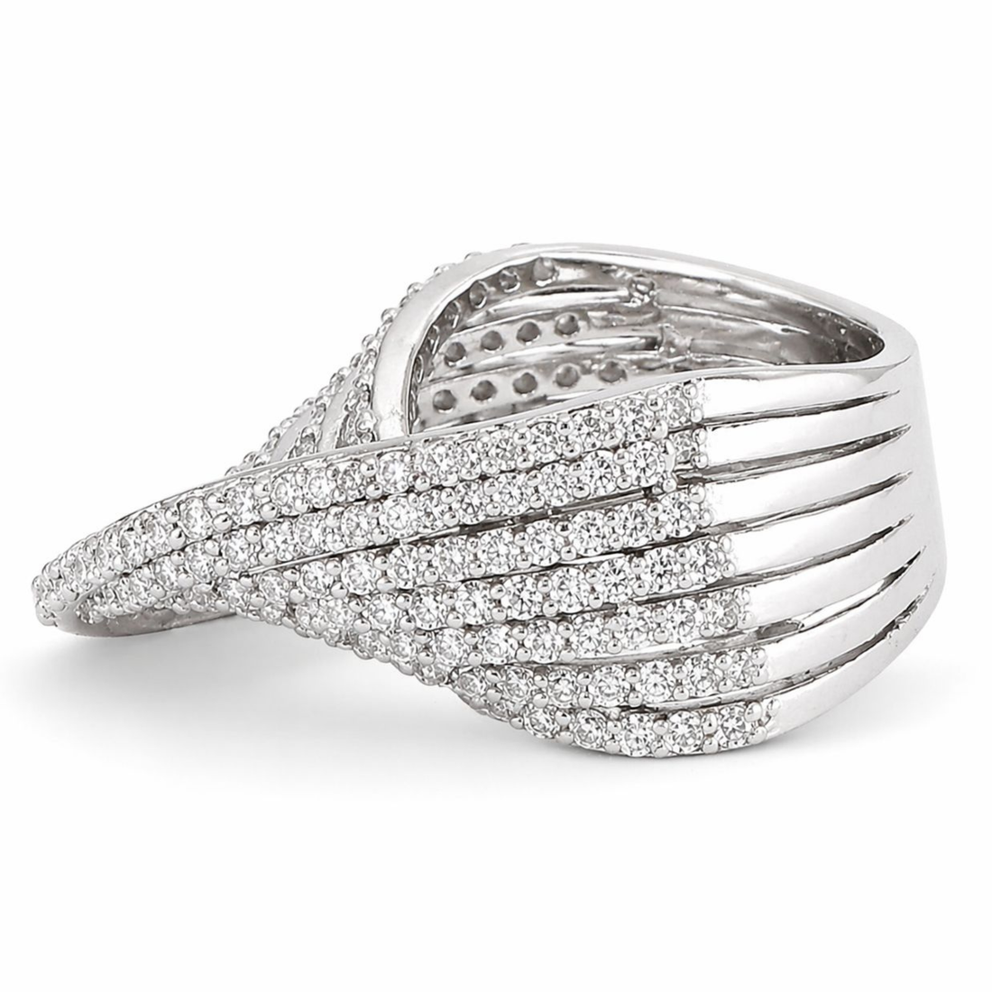Helix Beauty 925 sterling silver ring lifestyle shot