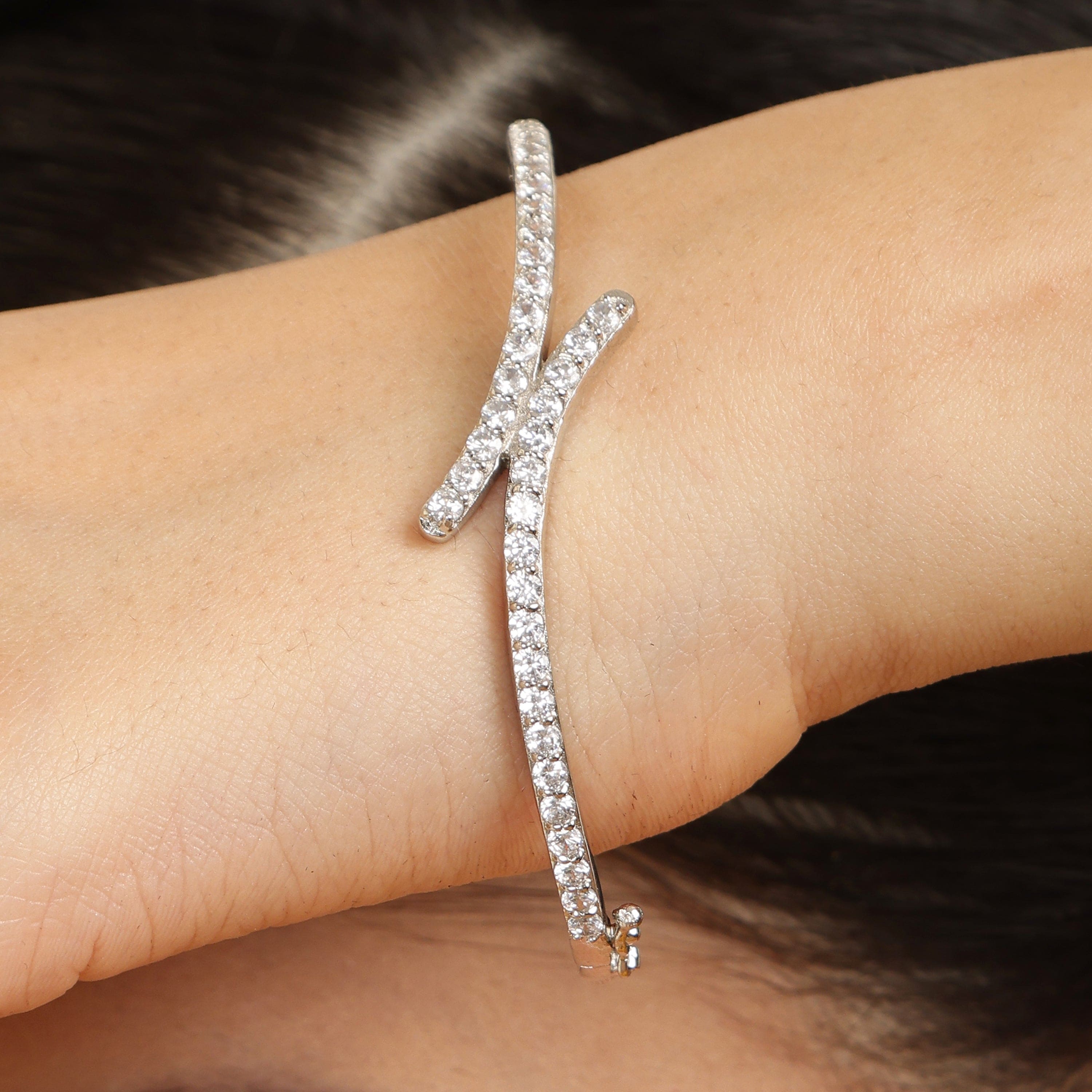 Linked in Love sterling silver bracelet close-up detail