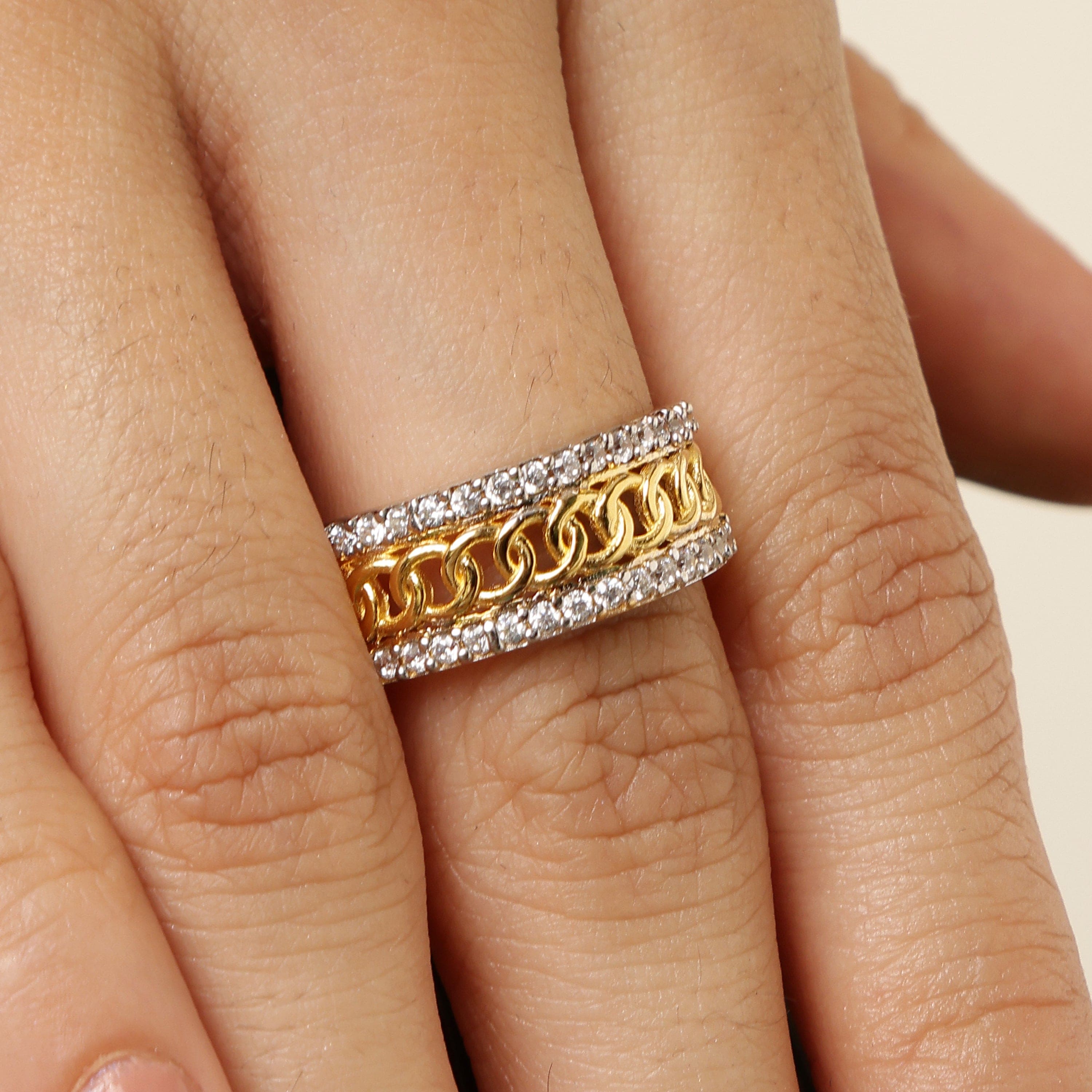 Lustre Chain sterling silver band worn on hand