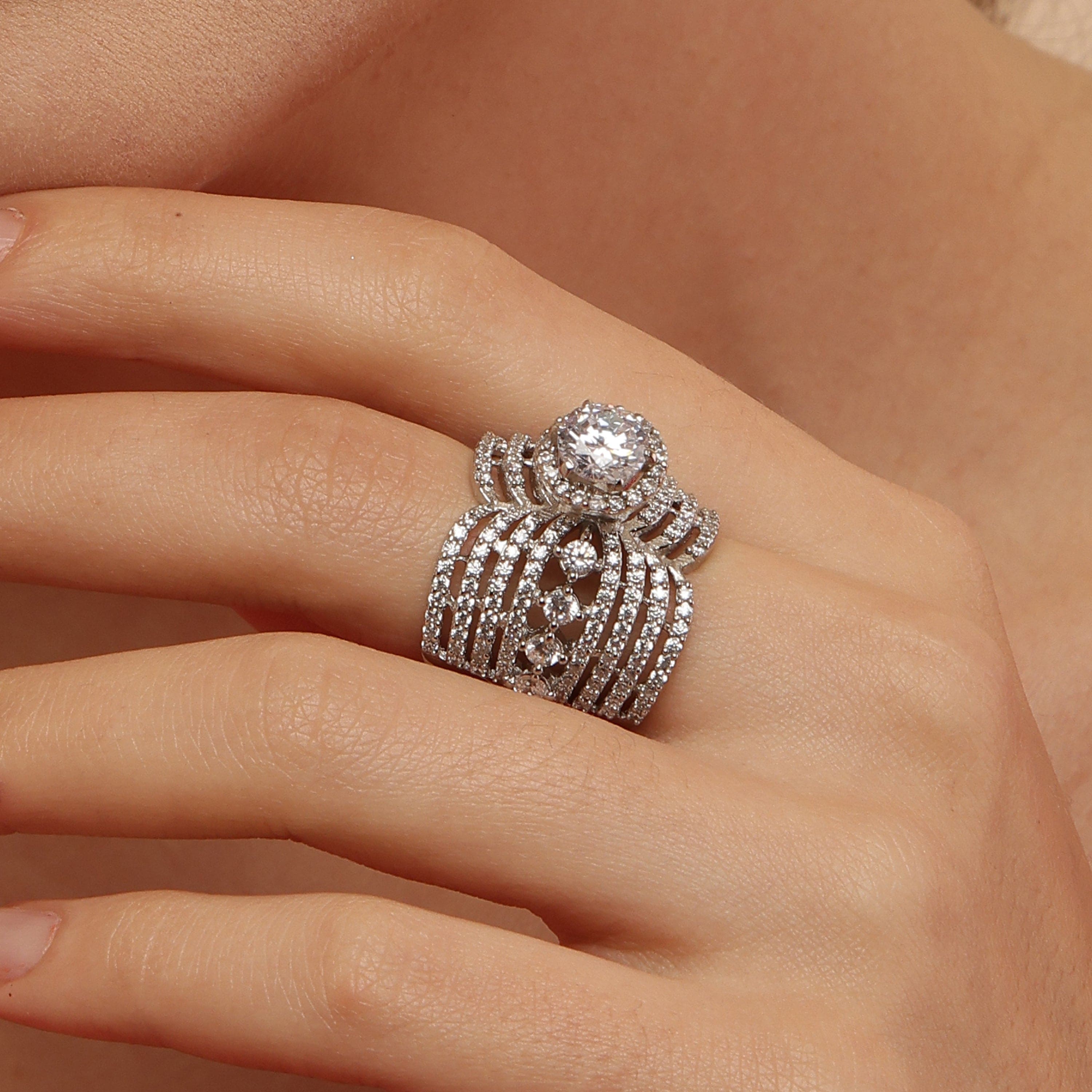 Lustrous Foliage sterling silver ring close-up detail