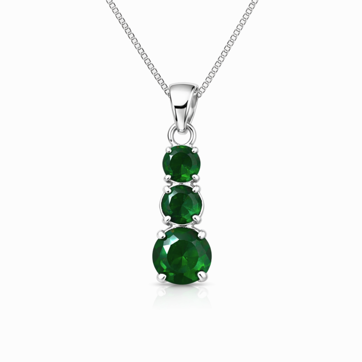 Queen's Charm Trio 925 sterling silver pendant front view