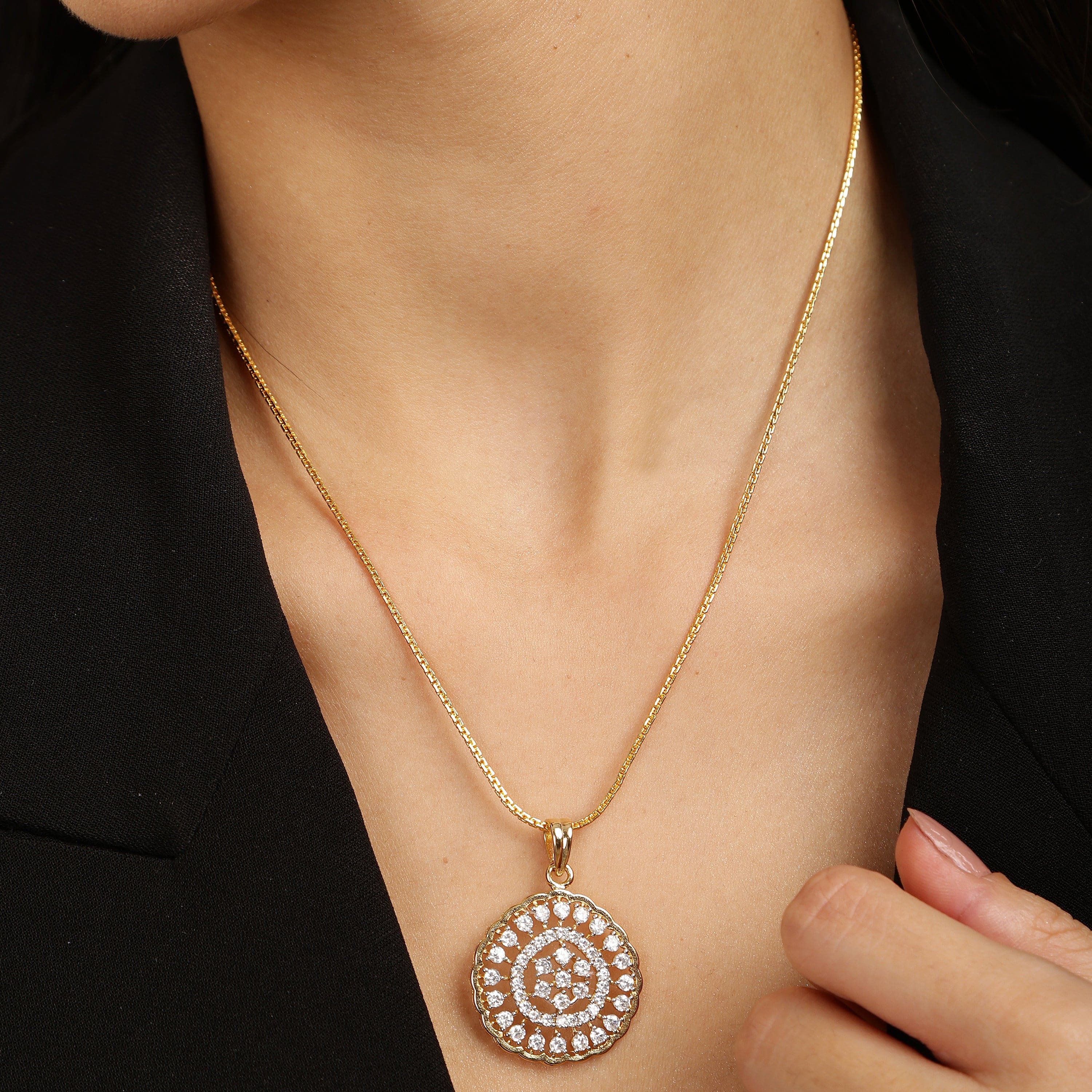 Rosette Shine sterling silver pendant set alternate view