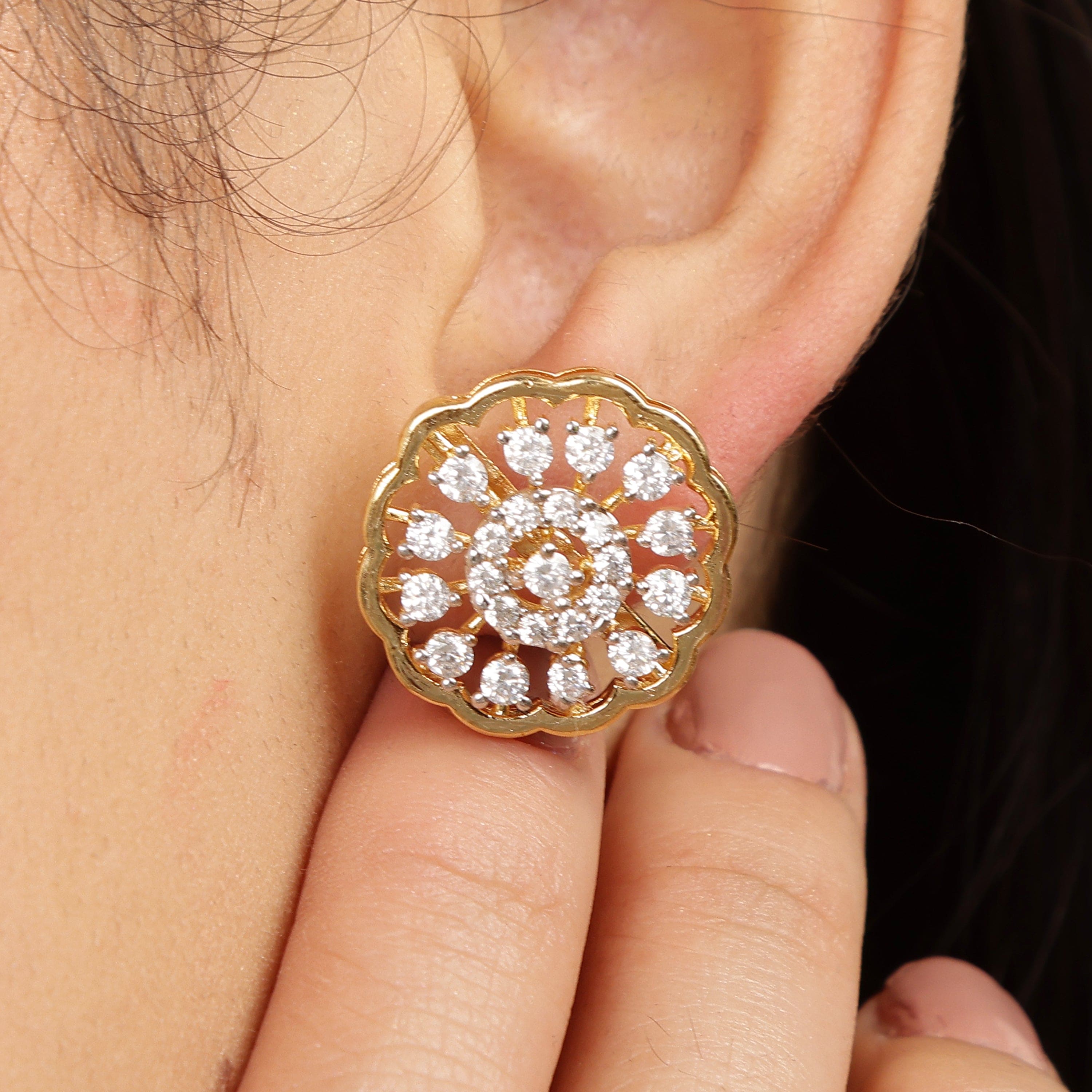 Rosette Shine sterling silver pendant set side view