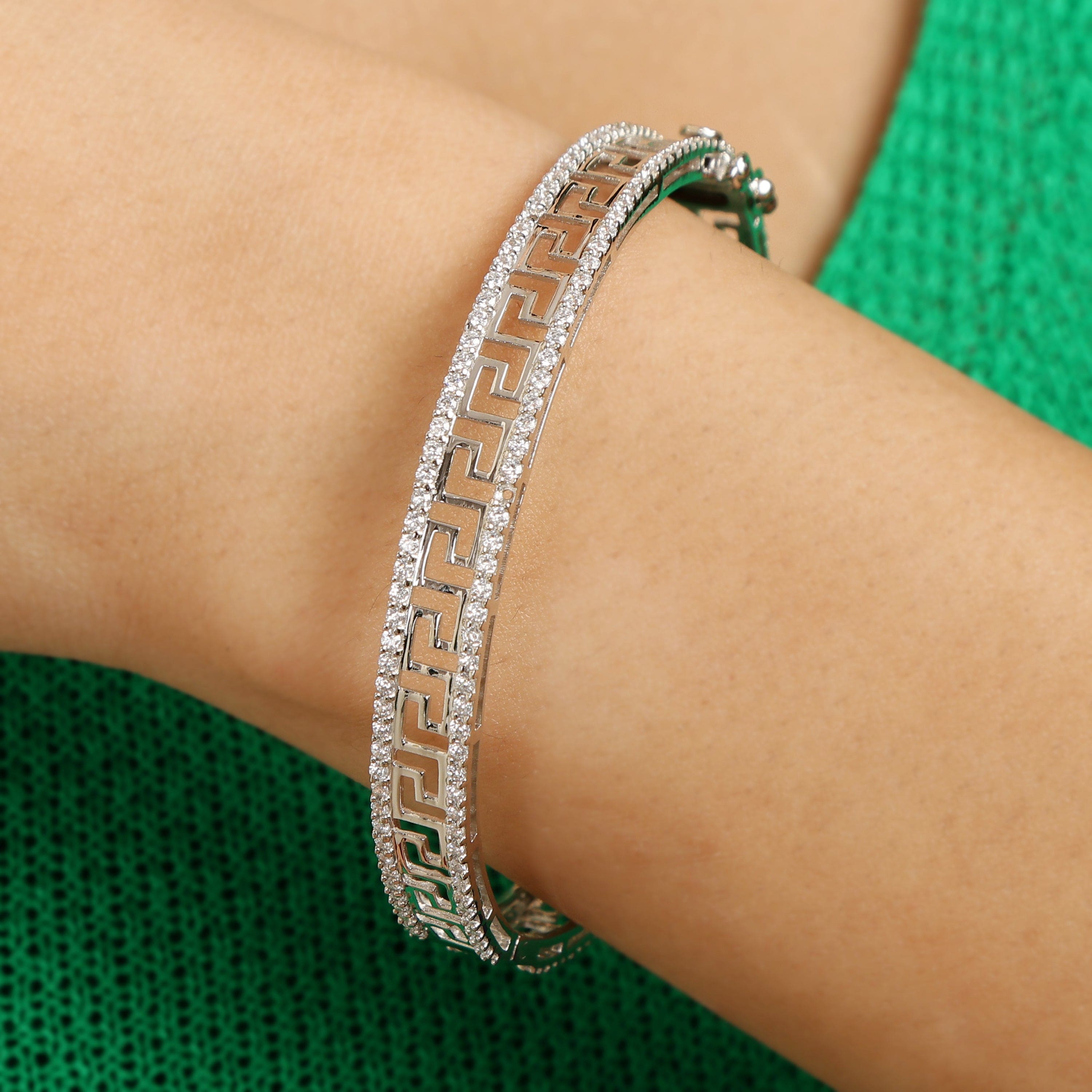 Royal Vein sterling silver bracelet gold tone detail