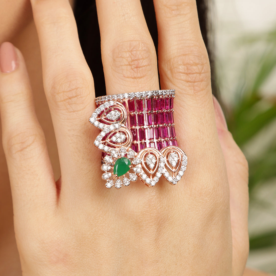 Scarlet Majesty 925 sterling silver ring lifestyle shot