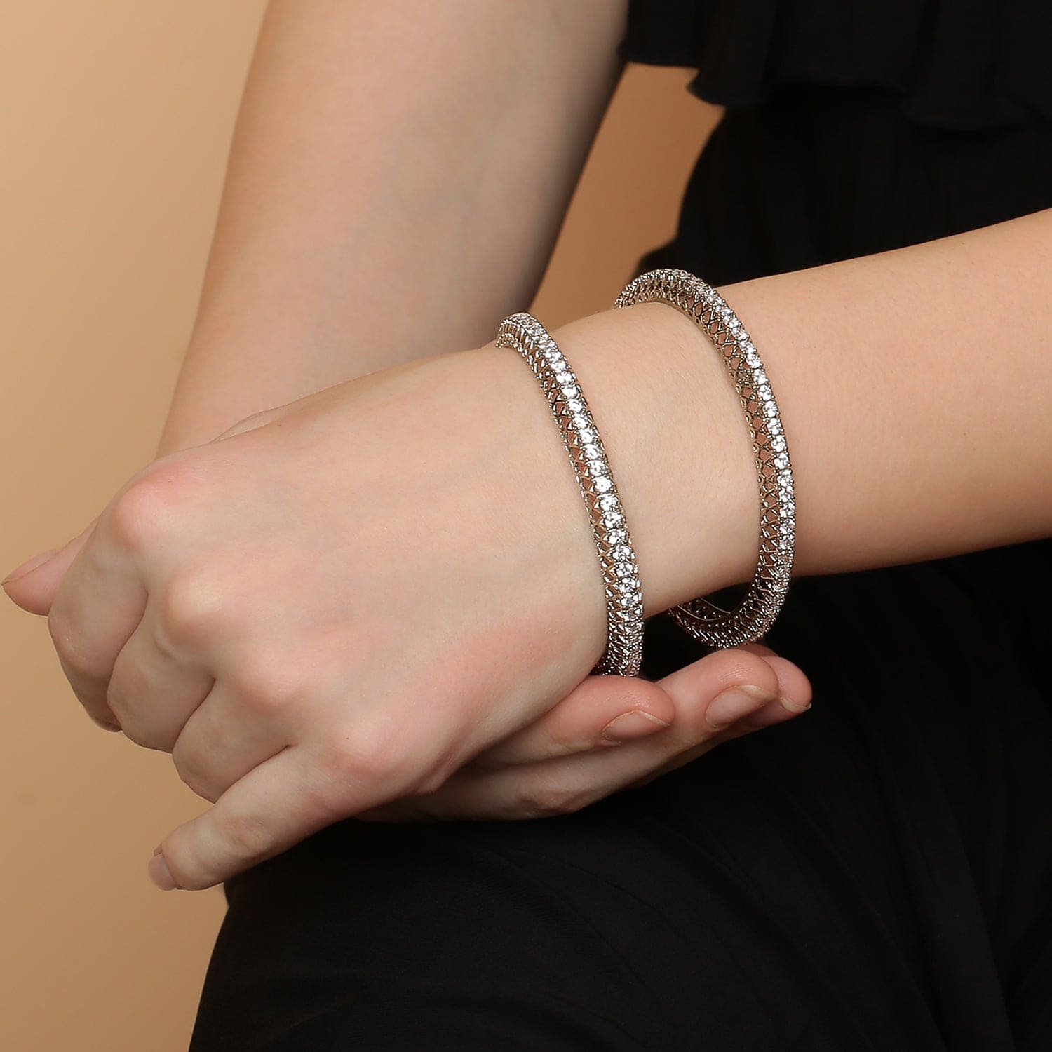 Single Line Classic Diamond sterling silver bangle close-up detail