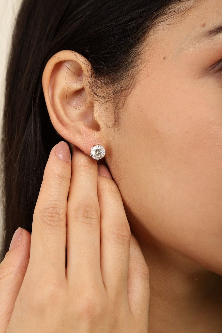Single Solitaire 925 sterling silver studs front view