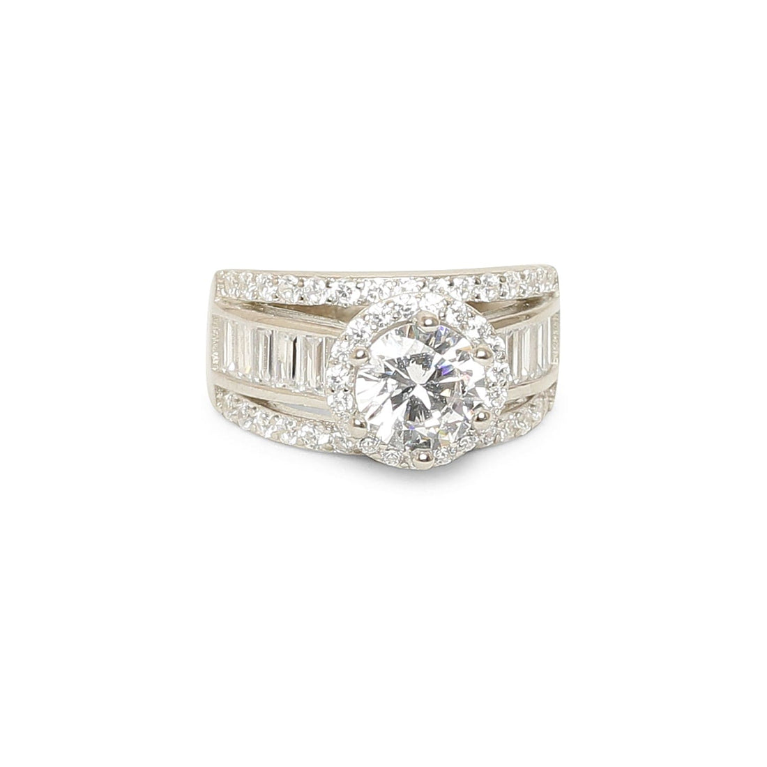Sparkling Solitaire 925 sterling silver ring front view