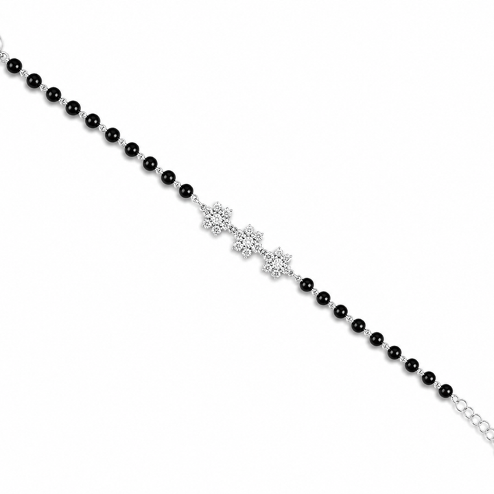 Star Trinity Mangalsutra sterling silver bracelet close-up detail