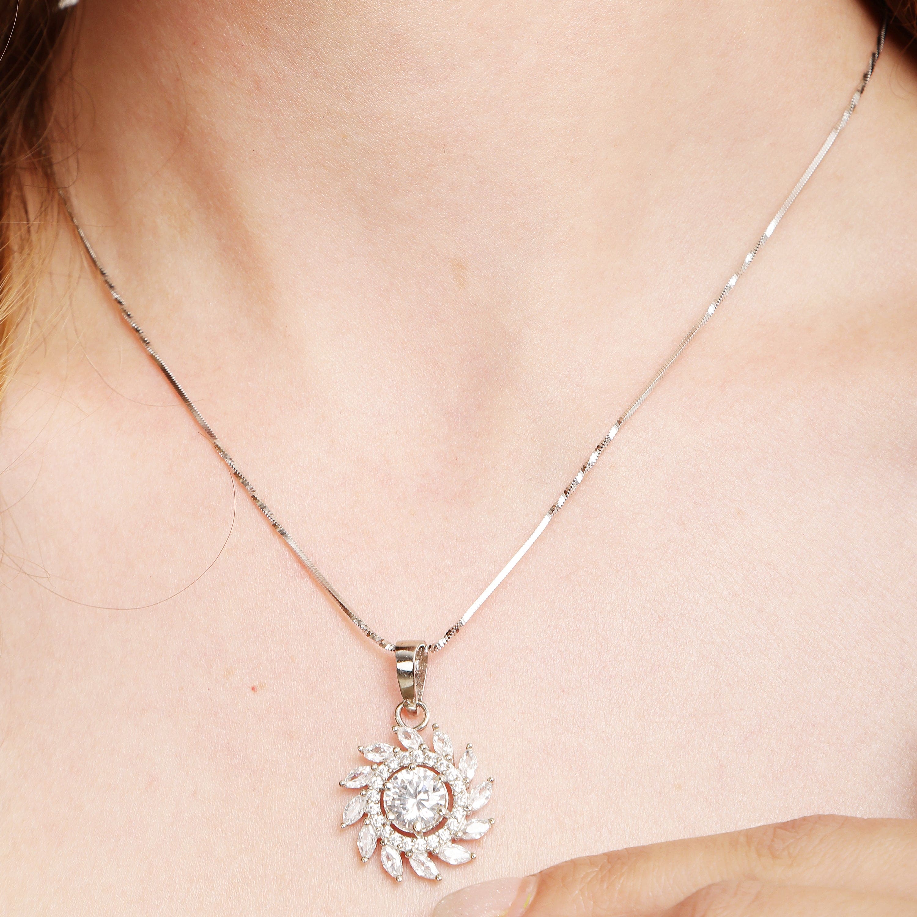 Sunshine Bloom sterling silver pendant set side view