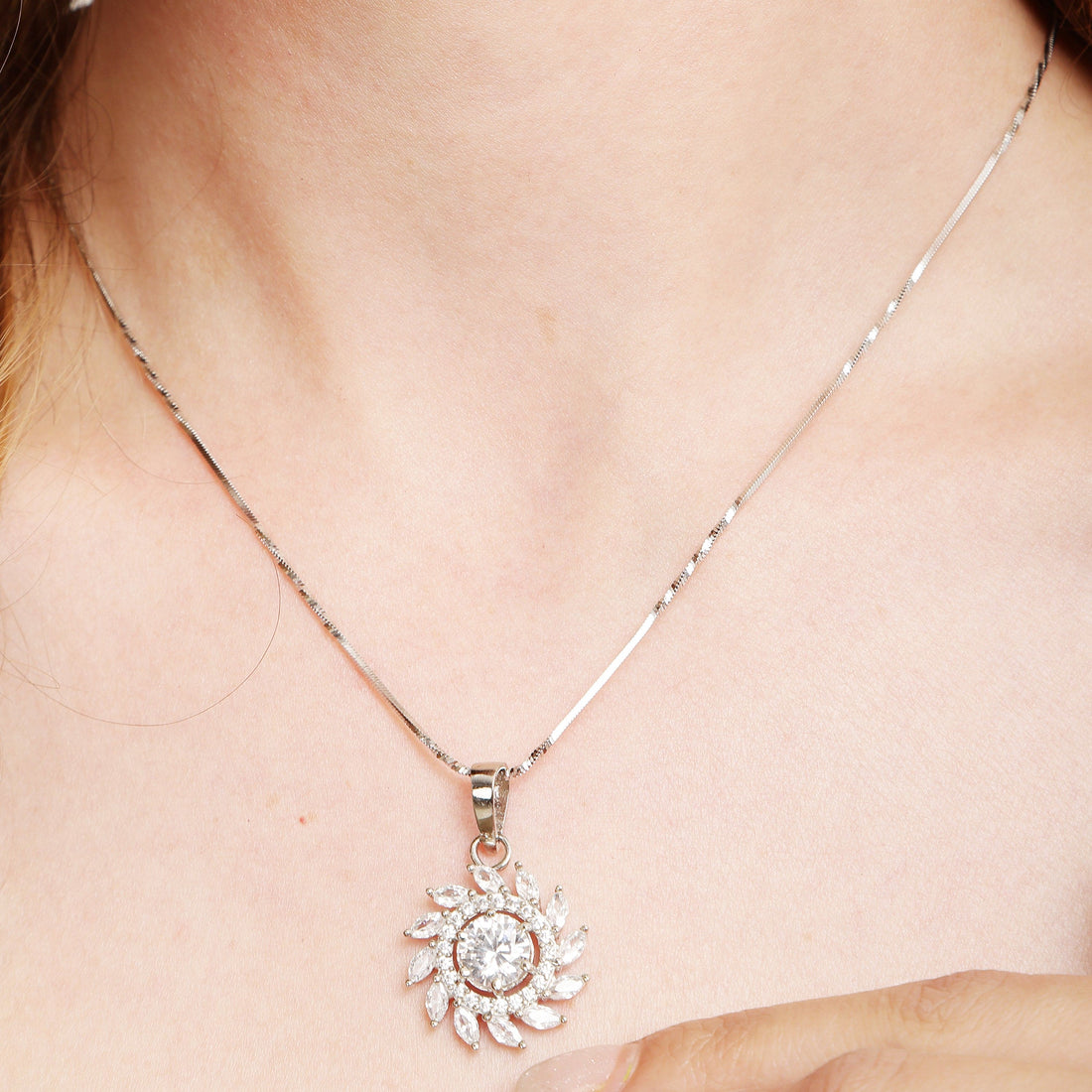 Sunshine Bloom sterling silver pendant set side view