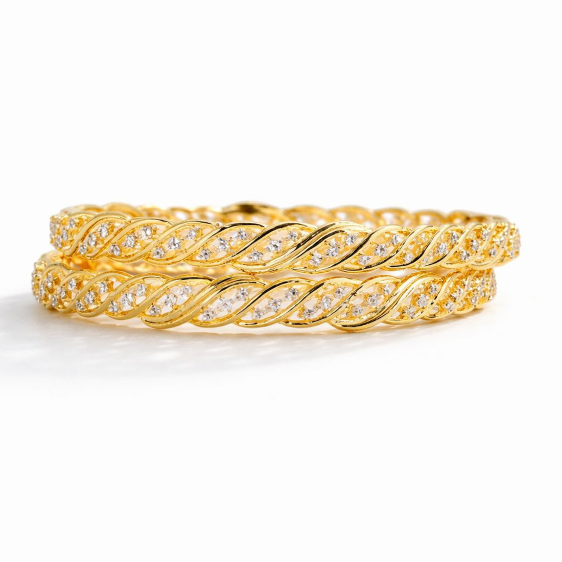 Timeless Grace 925 sterling silver bangle gold polish front view