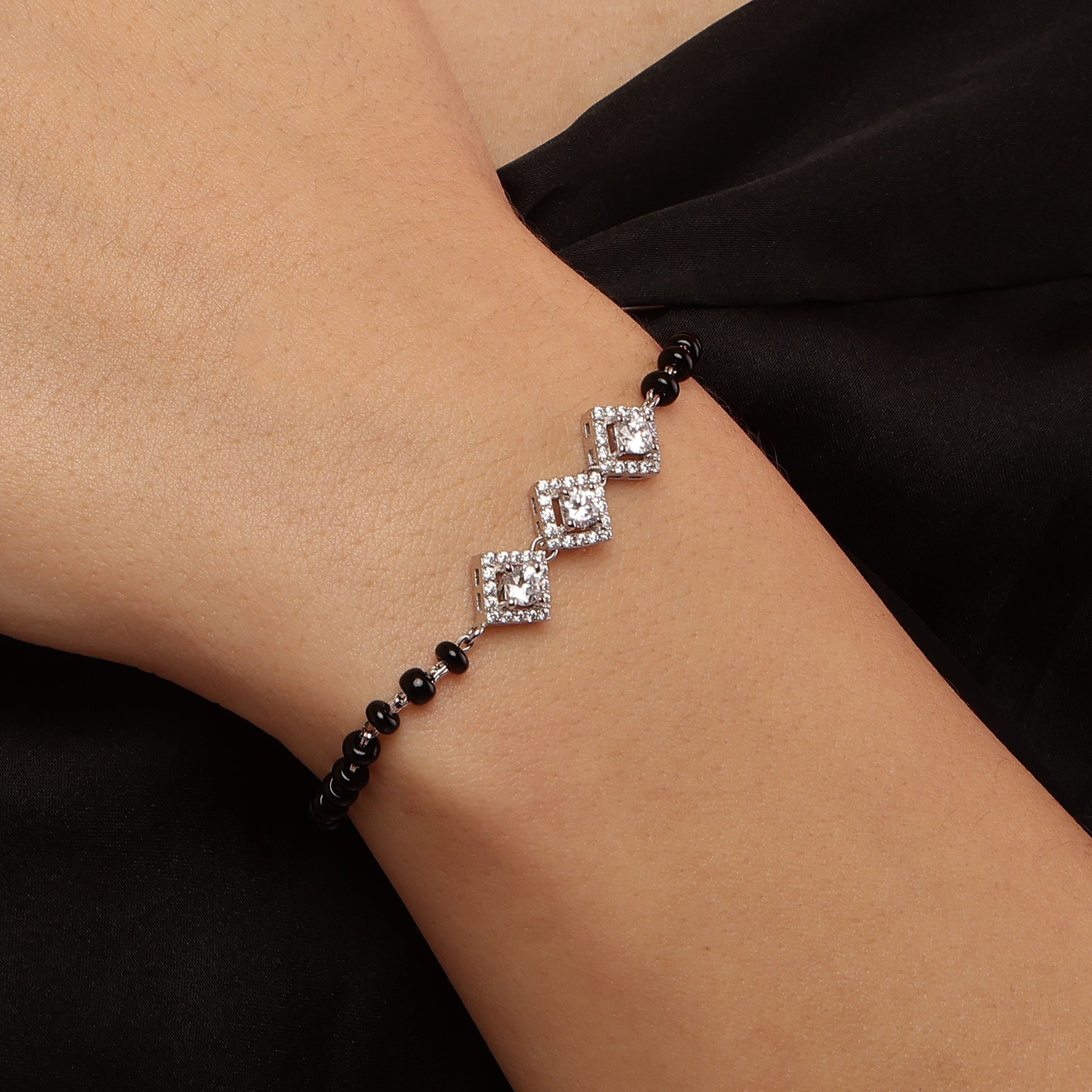 Trinity Charm Mangalsutra sterling silver bracelet close-up detail
