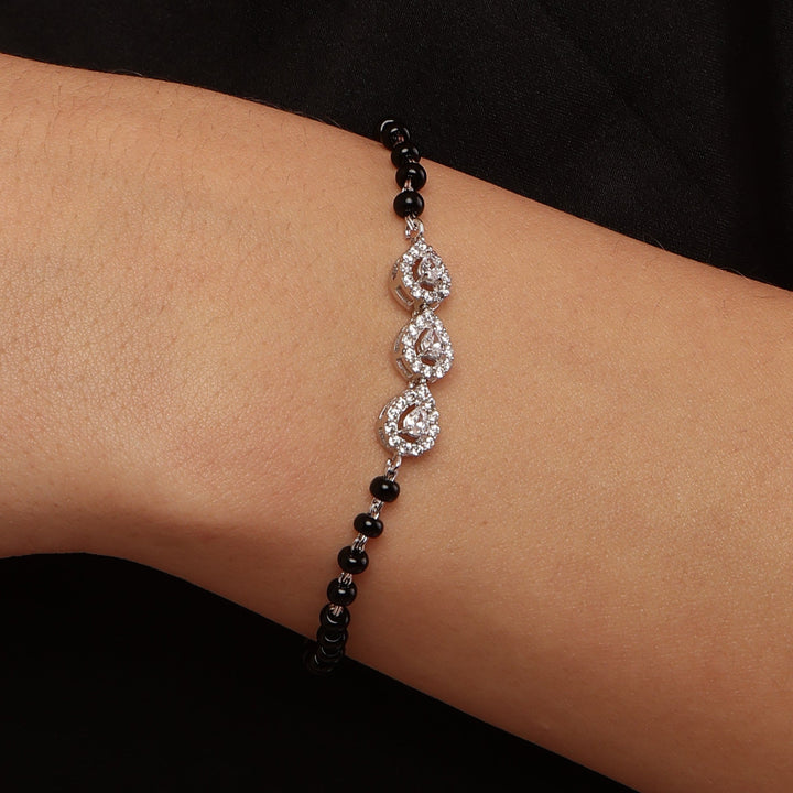 Trio Pear Elegance 925 sterling silver bracelet front view