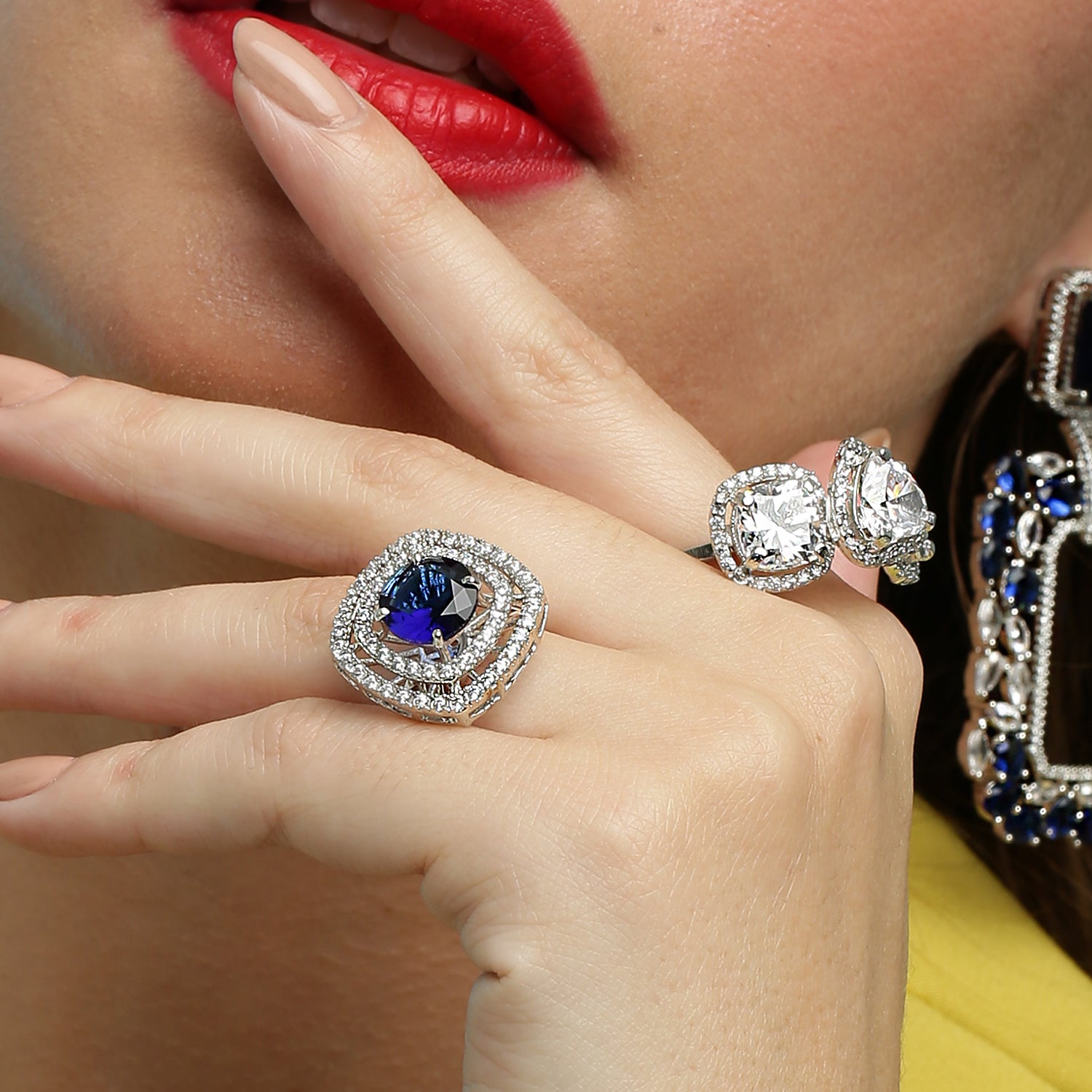 Victoria Blue Sapphire sterling silver ring close-up detail
