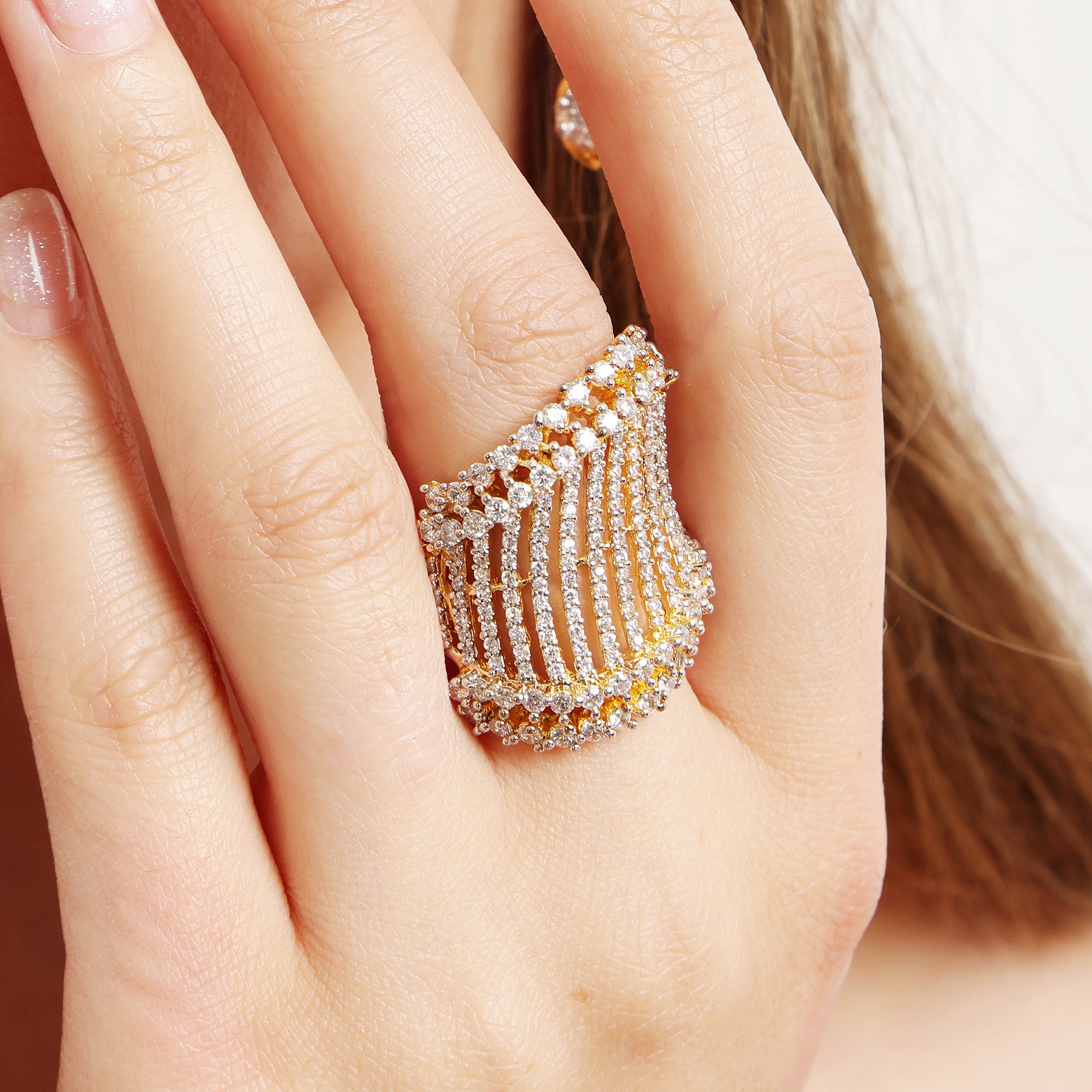 Whispered Grace 925 sterling silver ring band detail
